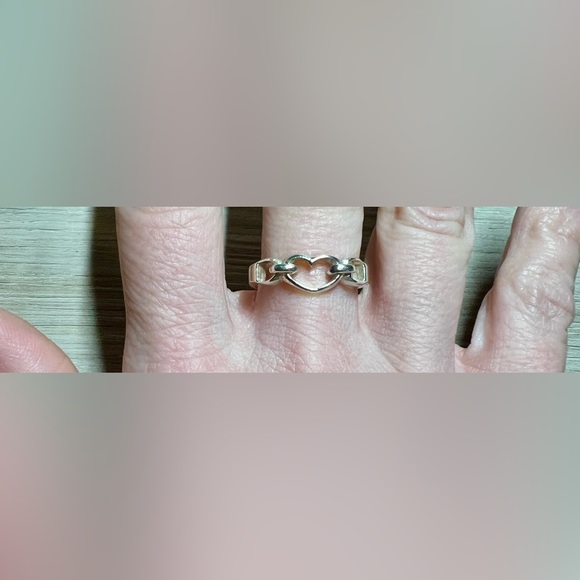 Designer Signed Sterling Silver Chained Horse Bit Heart Ring, Size 7, 3.4g - Picture 10 of 12